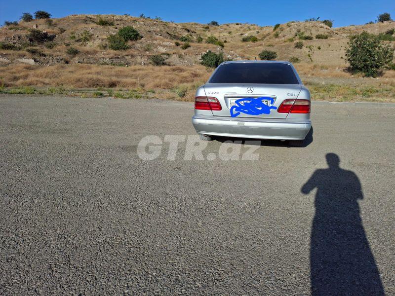 Mercedes E 270 2.5 L, 2000, 487 453 km — Avtomobillər, Cəbrayıl (8)
