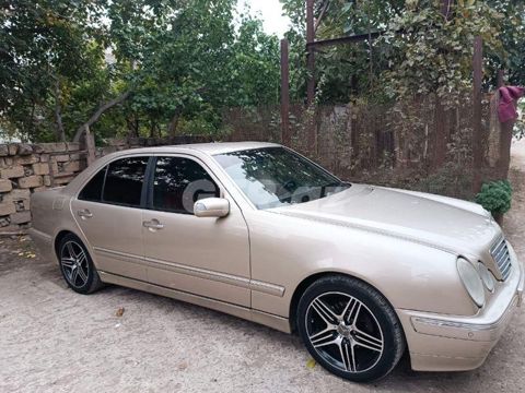 Mercedes E 220 2.2 L, 2001, 313 521 km — Bakı