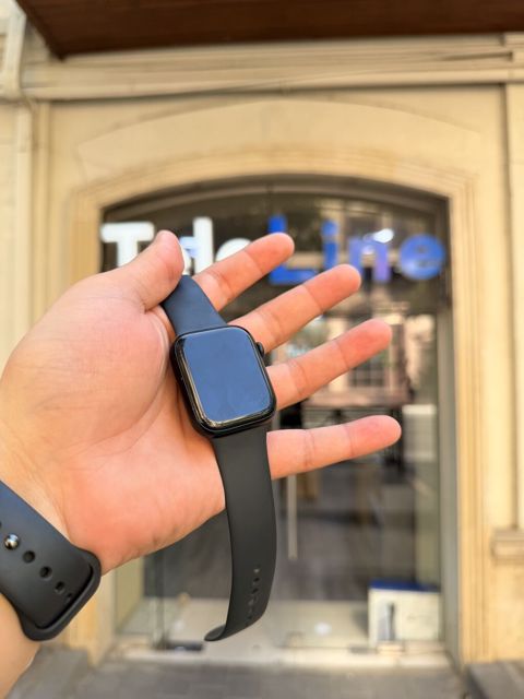 İşlənmiş, Smart saat, Apple, Sensor ekran, rəng - Qara — Bakı