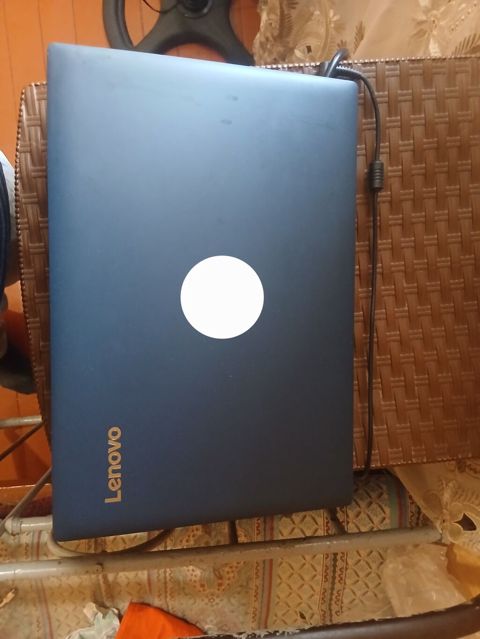Lenovo noutbuk - Model: Lenovo (15.6" seriyası – göy rəngli korpus) — Bakı