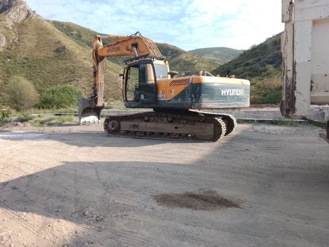 Hyundai Paletli Ekskavator – R300LC-9 Robex seriyası - Güclü dizel — Mehdiabad