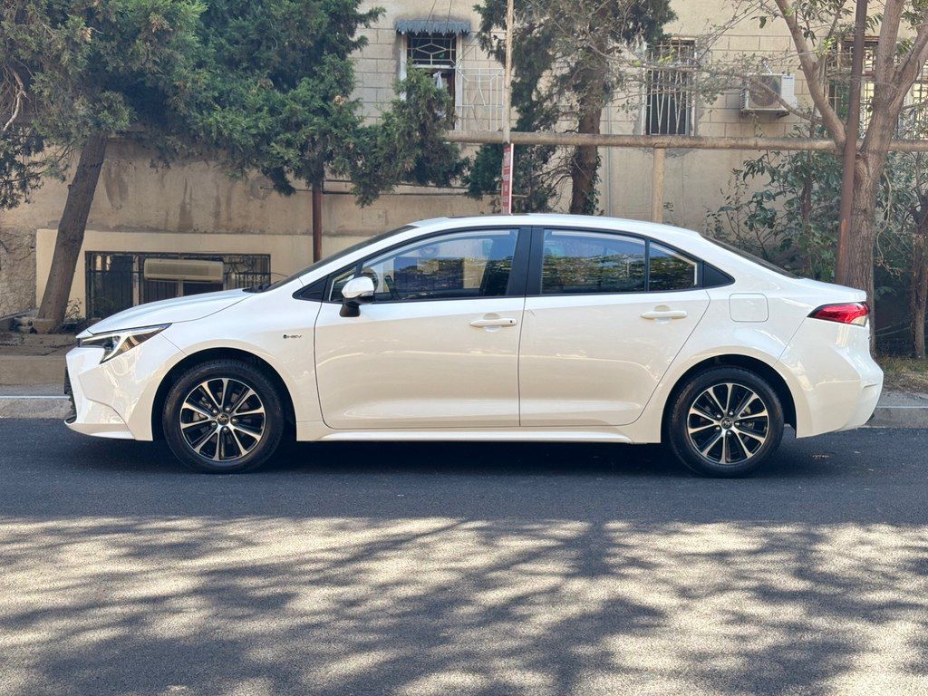 Toyota Corolla Levin, 1.8 L, 0.75 kWh, 2025 il, yeni — Avtomobillər, Bakı (3)