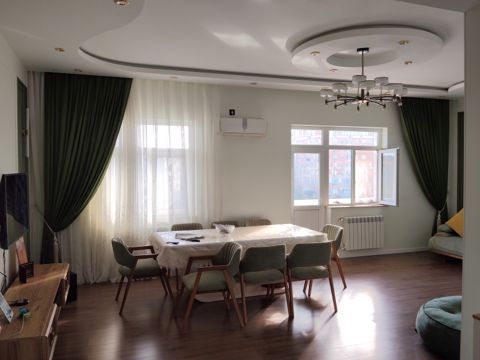 Satılır 5 otaqlı yeni tikili 150 m² — Bakı