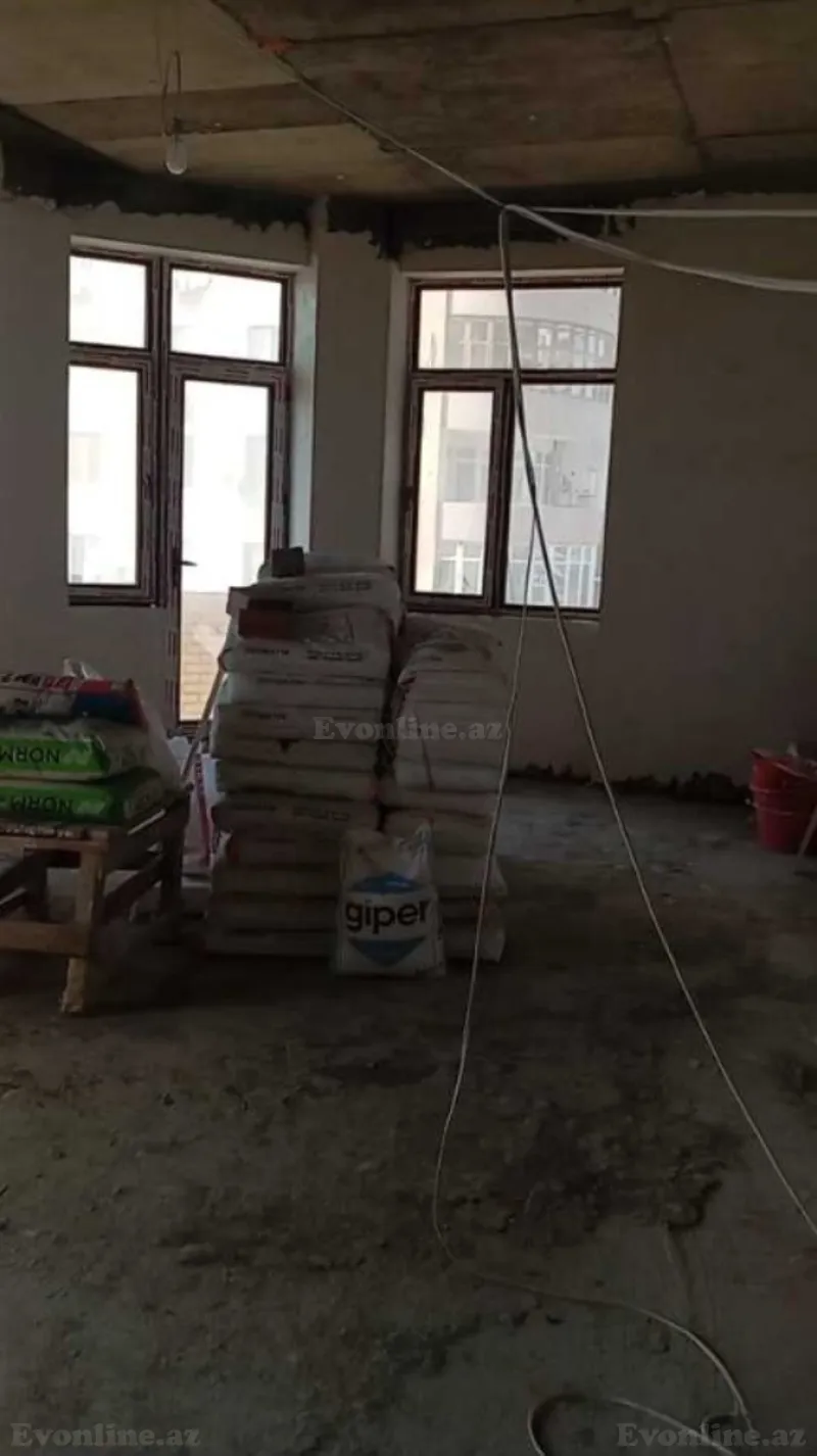 Satılır 4 otaqlı Mənzil Yeni tikili 205 m² Bakı, Nəsimi r., Nizami m — Bakı