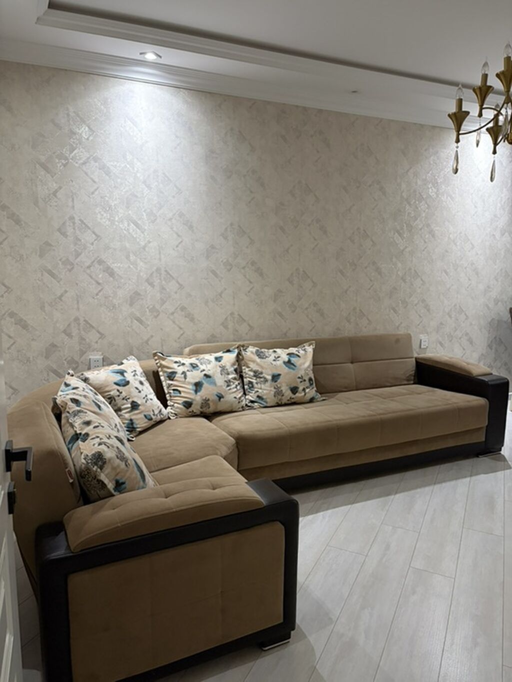 Divan, İşlənmiş, Bazalı — Divanlər, Masazır (2)