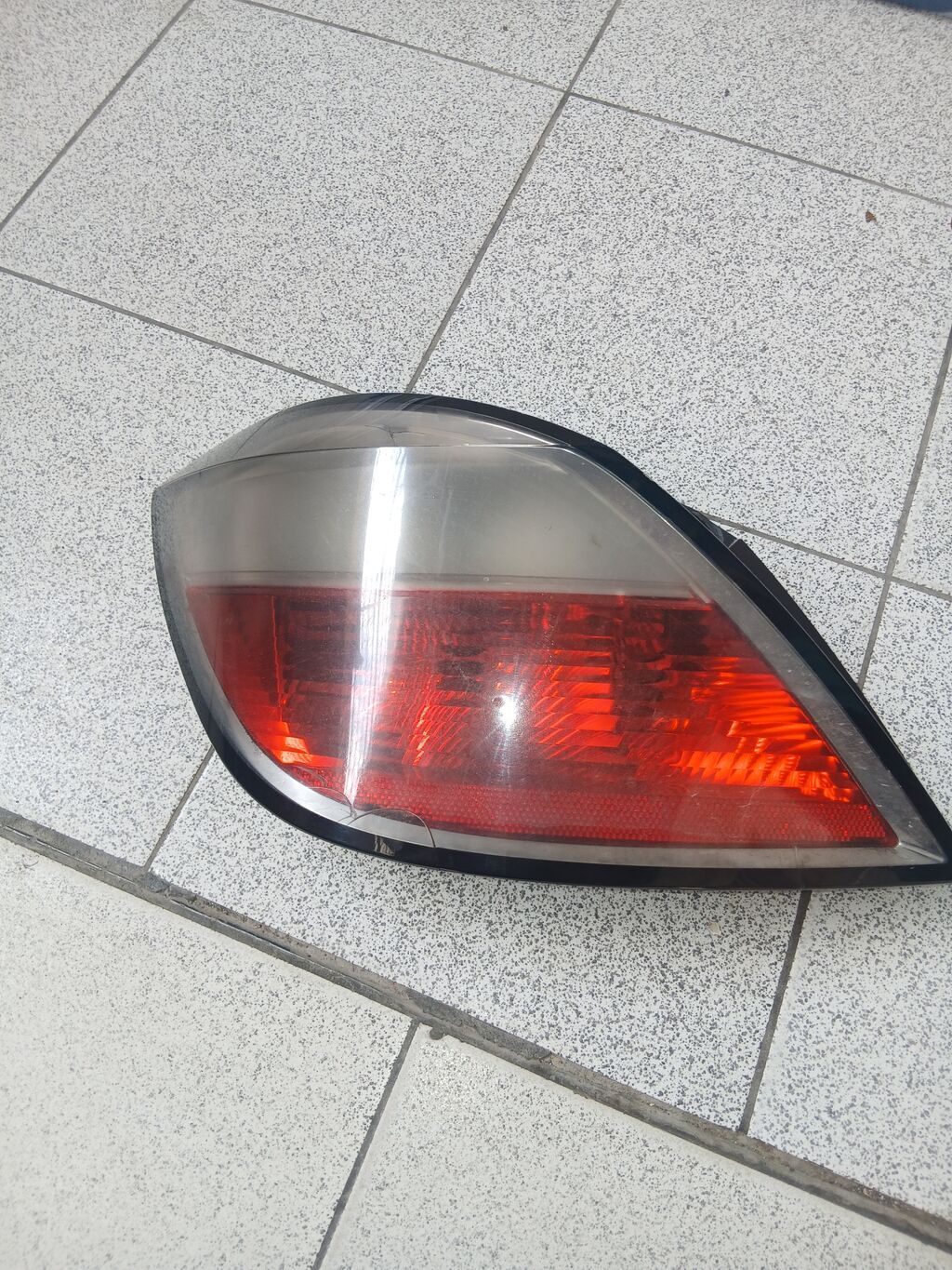 Opel astra h sol arxa stop Məhsul: Arxa sağ stop-şüşə (farası) — Avtomobil işığı, Gəncə (4)