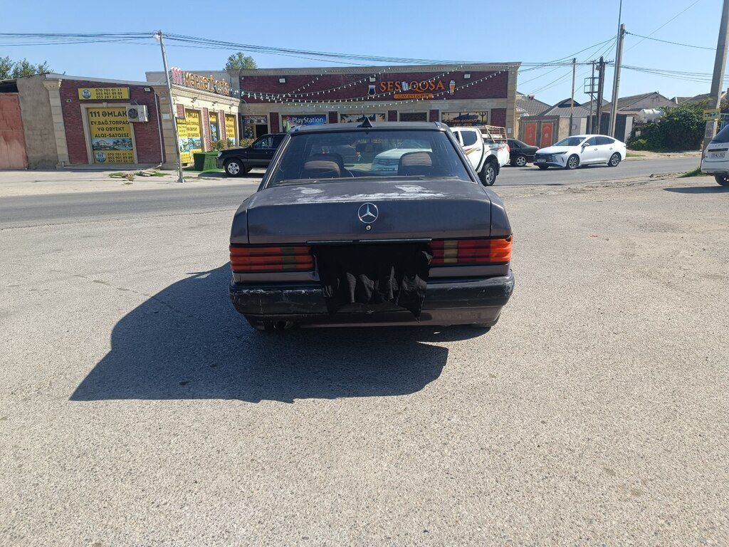 Mercedes 190, 2.0 L, 1994 il, 422 000 km — Avtomobillər, Bakı (4)