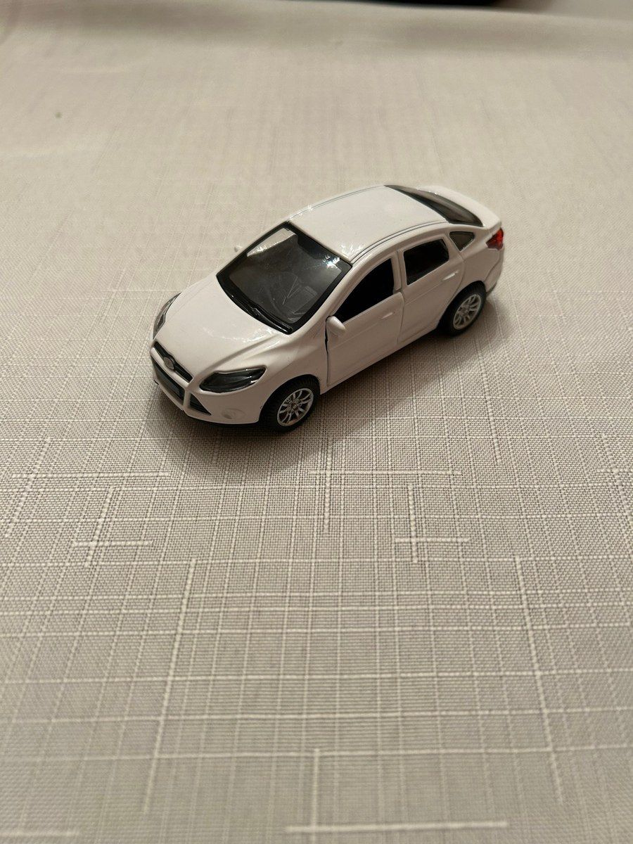 Ford Focus modeli — Kolleksiyalar, Bakı