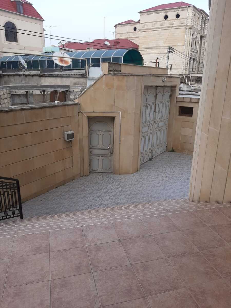 Satılır 8 otaqlı həyət evi/bağ evi 650 m² — Ev, villa, Bakı (6)