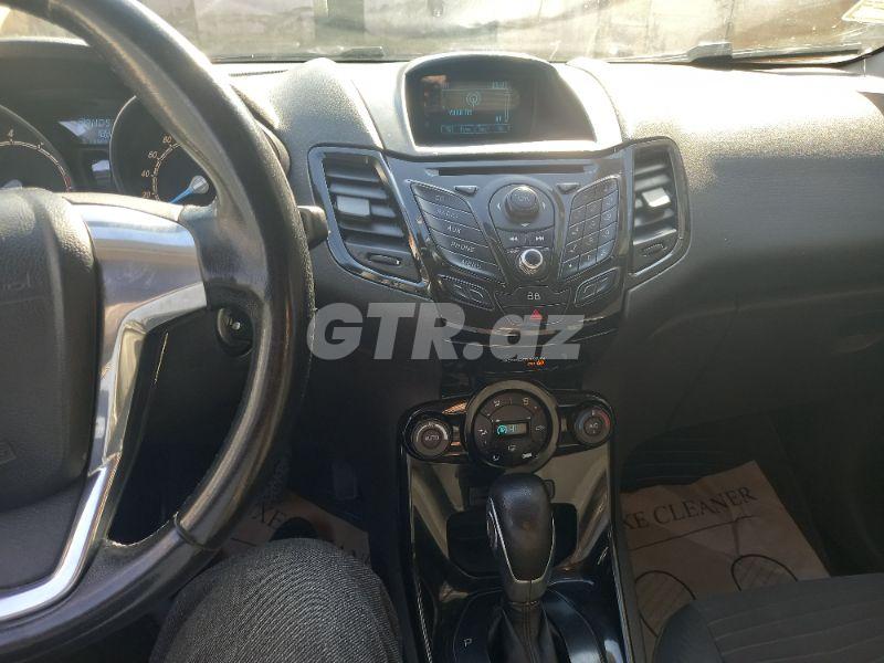 Ford Fiesta 1.6 L, 2013, 226 500 km — Avtomobillər, Bakı