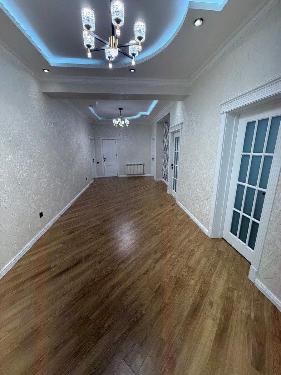 Satılır 3 otaqlı yeni tikili 130 m² — Mənzil, Bakı (2)