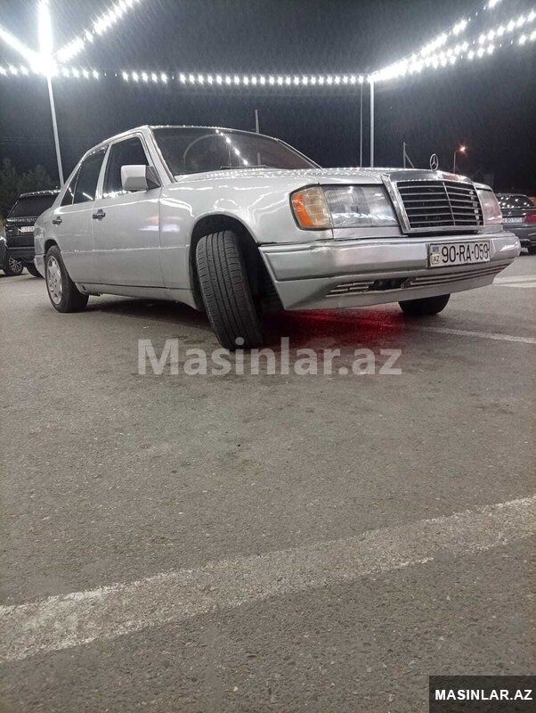 Mercedes E class, 1992 il 90-RA-059 — Avtomobillər, Bakı