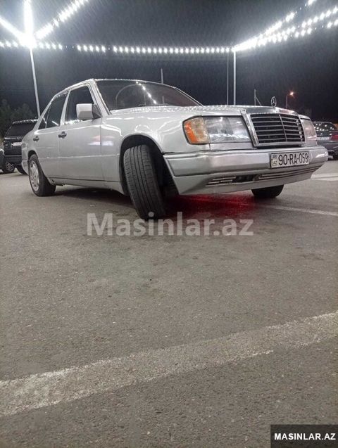 Mercedes E class, 1992 il — Bakı