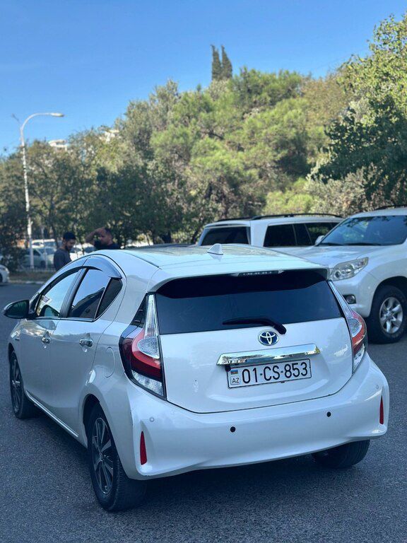 Toyota Aqua, 1.5 L, 0.87 kWh, 2018 il, 244 000 km 01-CS-853 — Avtomobillər, Şəki (4)