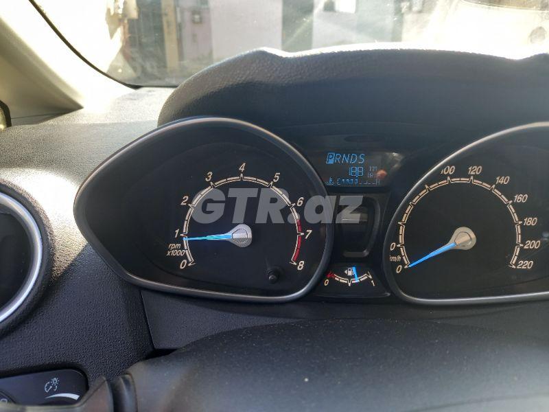 Ford Fiesta 1.6 L, 2013, 226 500 km — Avtomobillər, Bakı (2)