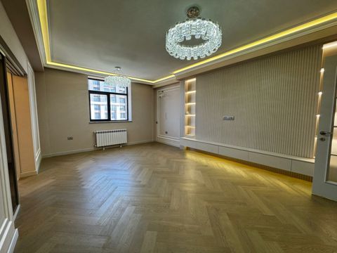 Satılır 3 otaqlı yeni tikili 114 m² — Bakı