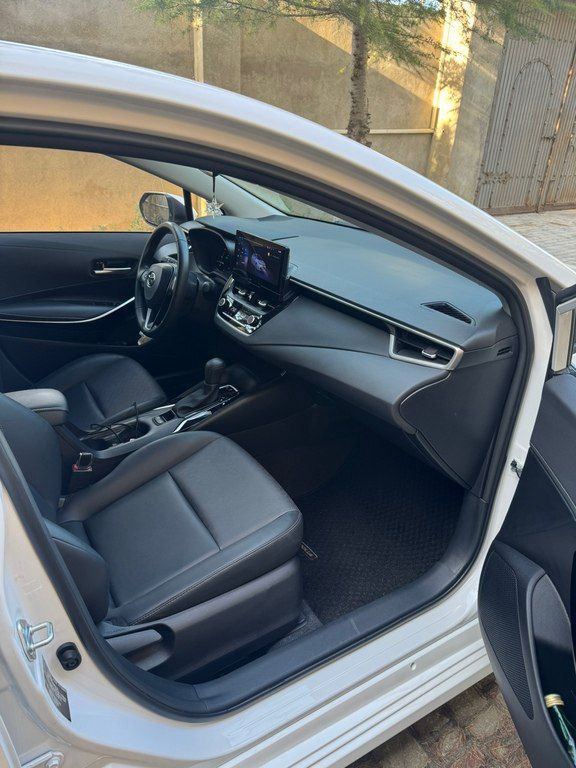 Toyota Corolla, 1.8 L, 0.85 kWh, 2025 il, 10 000 km 99-BD-414 — Avtomobillər, Bakı (6)