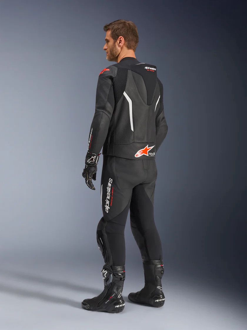 Motokostyum Alphinestars GP Force V2 L ST 1231, dəri, qara, ölçü 52 — Mallar, Bakı (2)