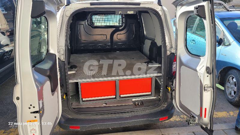 Ford Courier 1.0 L, 2016, 51 000 km — Avtomobillər, Bakı (3)