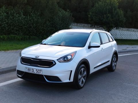 Kia Niro, 1.6 L, 1.56 kWh, 2017 il, 151 000 km — Bakı