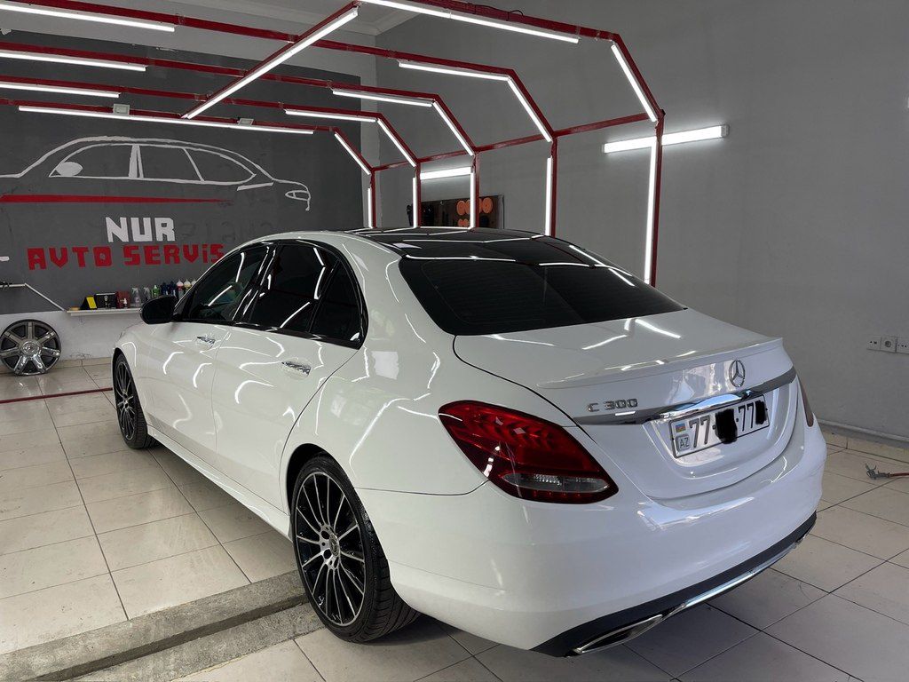 Mercedes C 300, 2.0 L, 2018 il, 124 000 km — Avtomobillər, Bakı (8)
