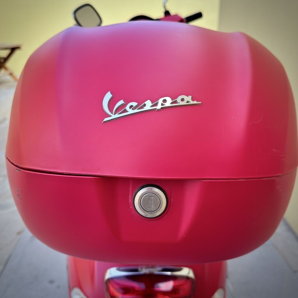 Vespa SXL 125 skuter 2022 8600km - Rəng: mat qırmızı - Mühərrik: 125 — Mopedlər və skuterlər, Bakı (6)