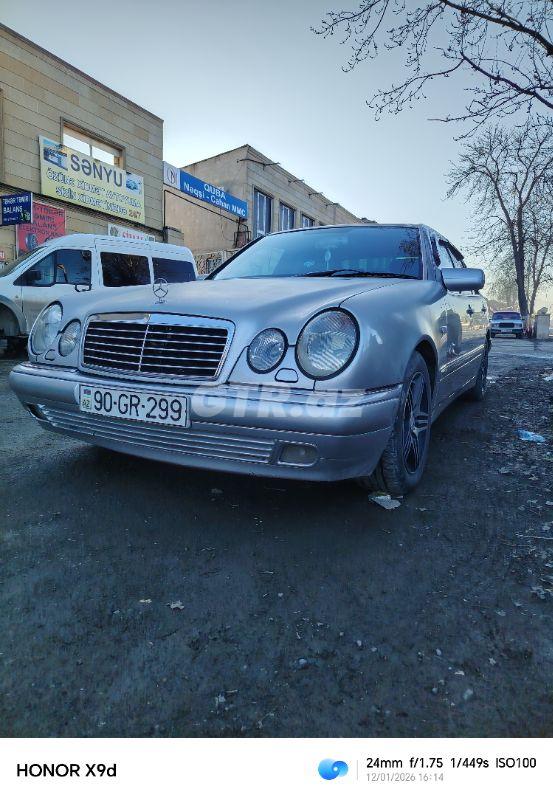 Mercedes E 230 2.3 L, 1995, 482 364 km 90-GR-299 — Avtomobillər, Quba