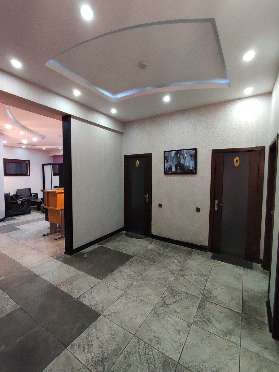 İcarəyə verilir 6 otaqlı ofis 200 m² — Ofis, Bakı (10)