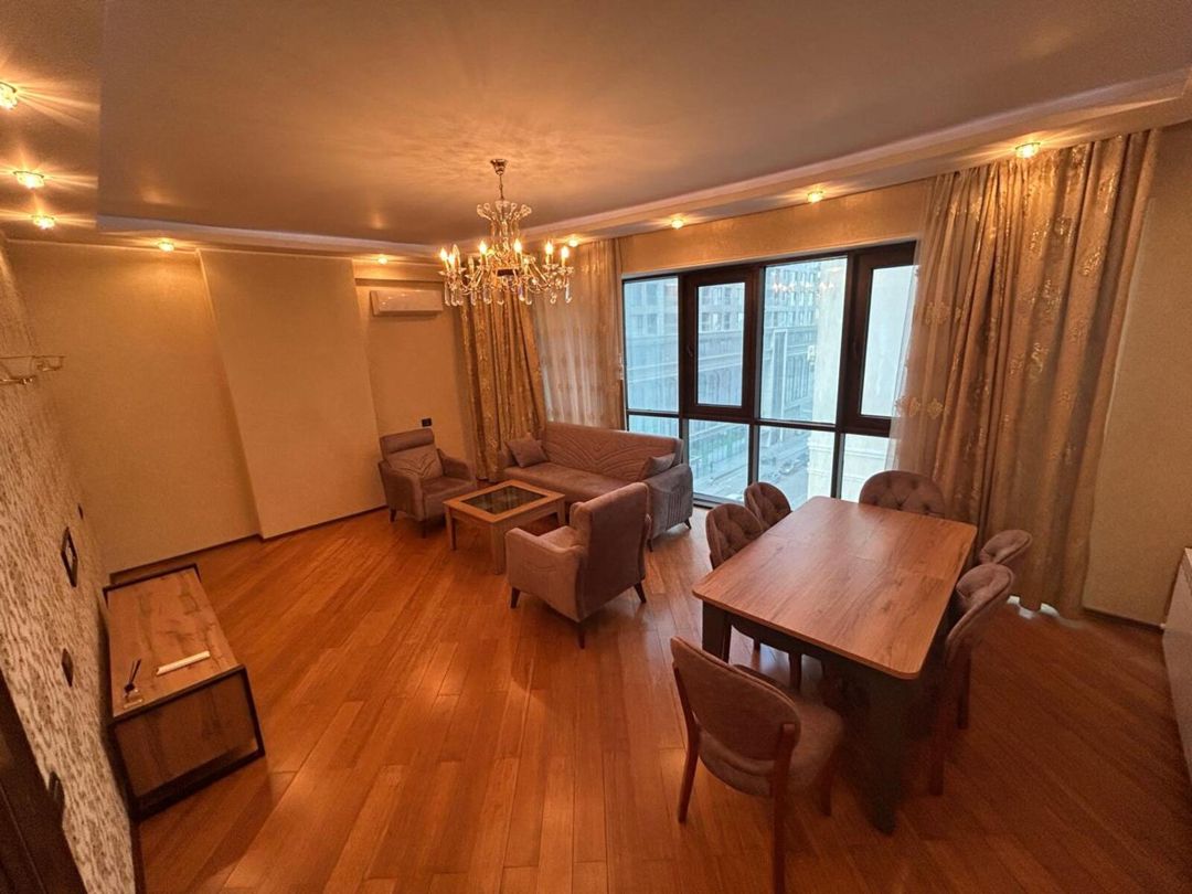 İcarəyə verilir 3 otaqlı yeni tikili 192 m² — Mənzil, Bakı (2)