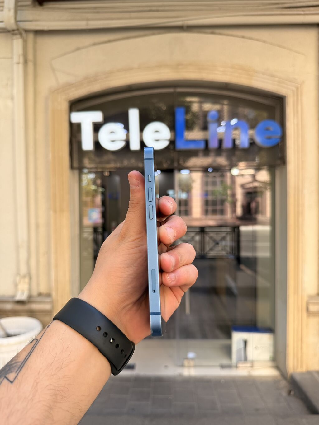 IPhone 13, 128 GB, Göy, Zəmanət, Kredit, Simsiz şarj — Apple iPhone, Bakı (3)