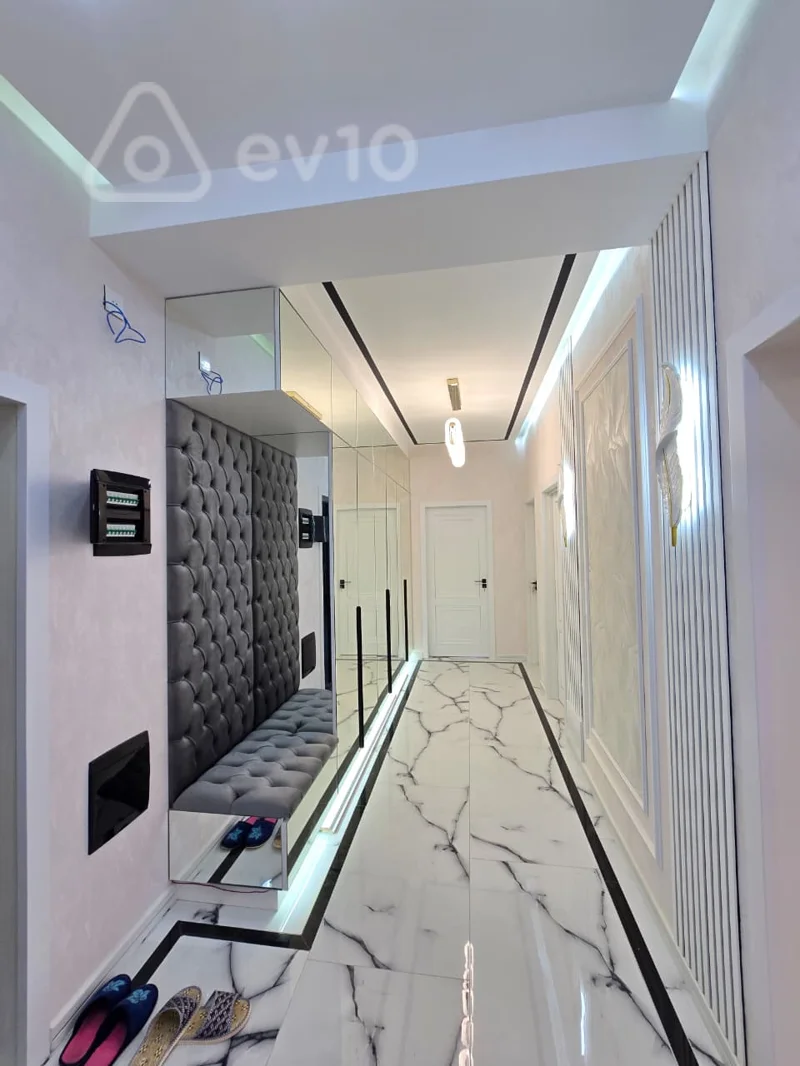 3 otaqlı mənzil, 119 m², R.Rüstəmov — Bakı
