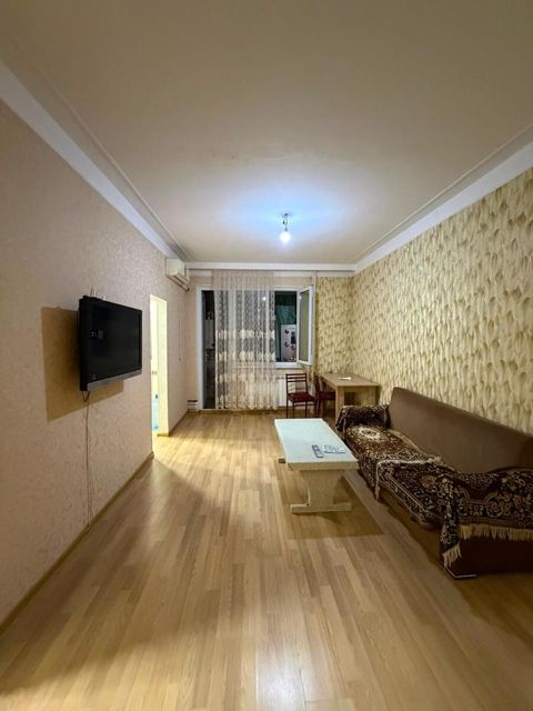 Satılır 2 otaqlı köhnə tikili 55 m² — Bakı