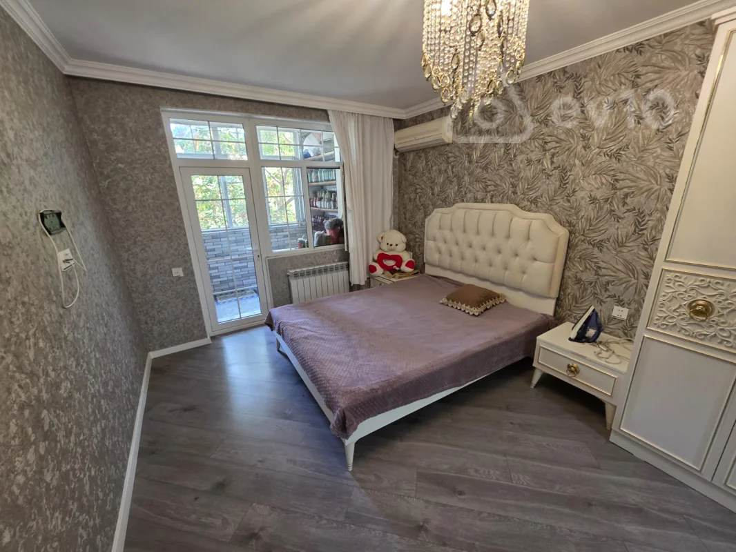 3 otaqlı mənzil, 70 m², Nefçilər metrosunun yaxınlığında, 210 və 220 nömrəli məktəblərin, 8 KM Bazarının yanı — Mənzil, Bakı (7)