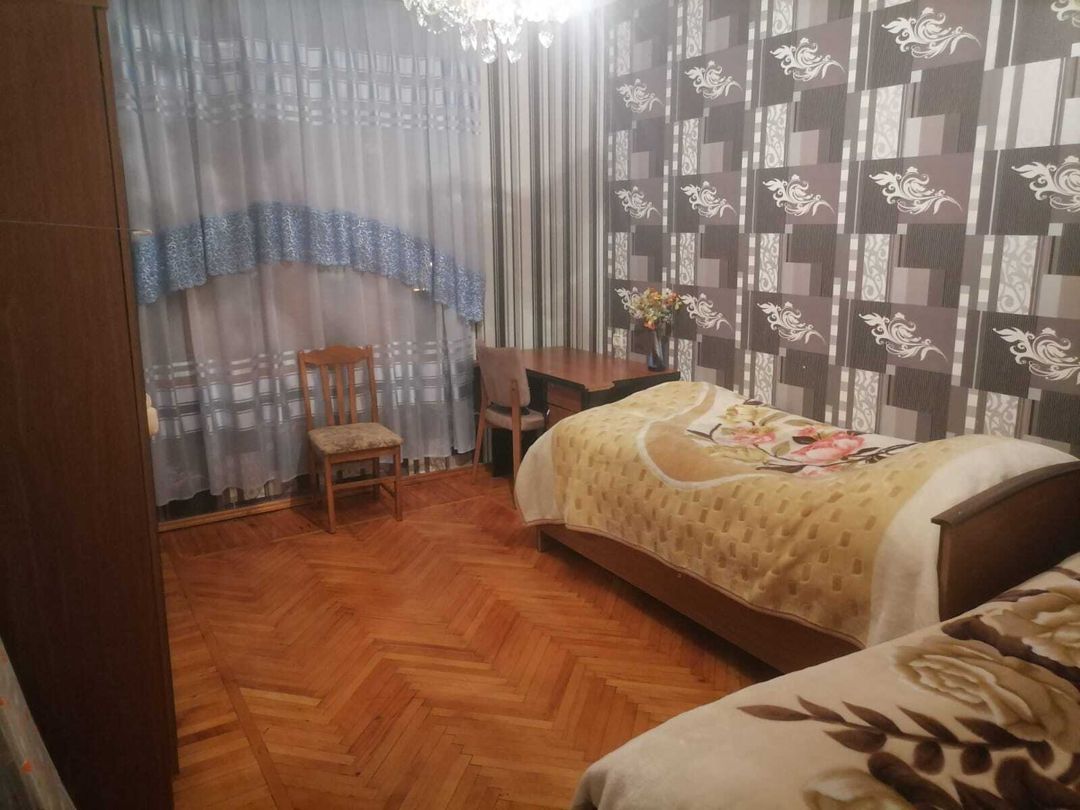 Satılır 4 otaqlı köhnə tikili 105 m² — Mənzil, Bakı (7)