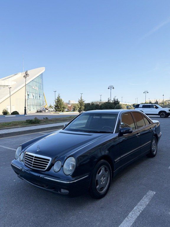 Mercedes E 220, 2.2 L, 1999 il, 520 000 km — Avtomobillər, Bakı (4)