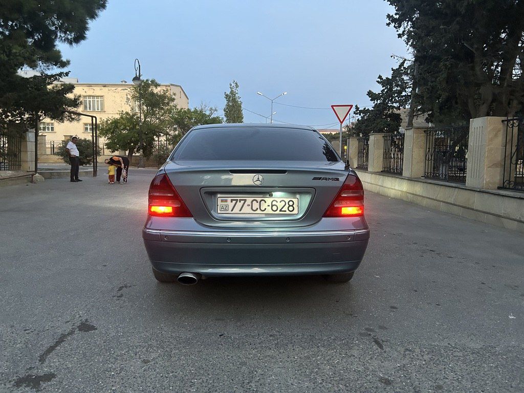 Mercedes C 240, 2.6 L, 2001 il, 398 846 km 77-CC-628 — Avtomobillər, Bakı (3)