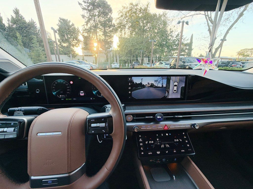 Hyundai Grandeur, 1.6 L, 1.49 kWh, 2024 il, 12 400 km — Avtomobillər, Bakı (9)