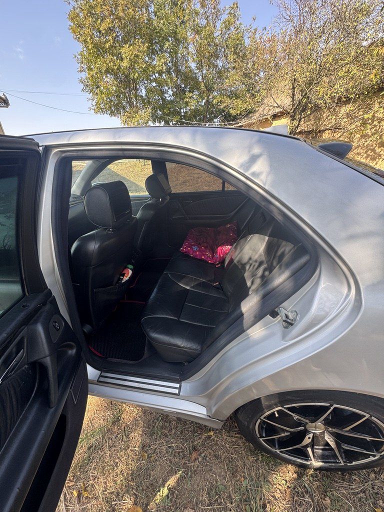 Mercedes E 240, 2.4 L, 1998 il, 483 000 km 10-NX-830 — Avtomobillər, Yardımlı (11)