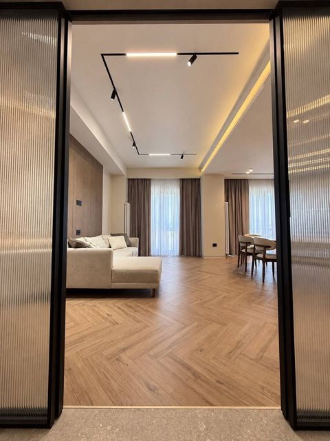 Satılır 4 otaqlı yeni tikili 150 m² — Bakı