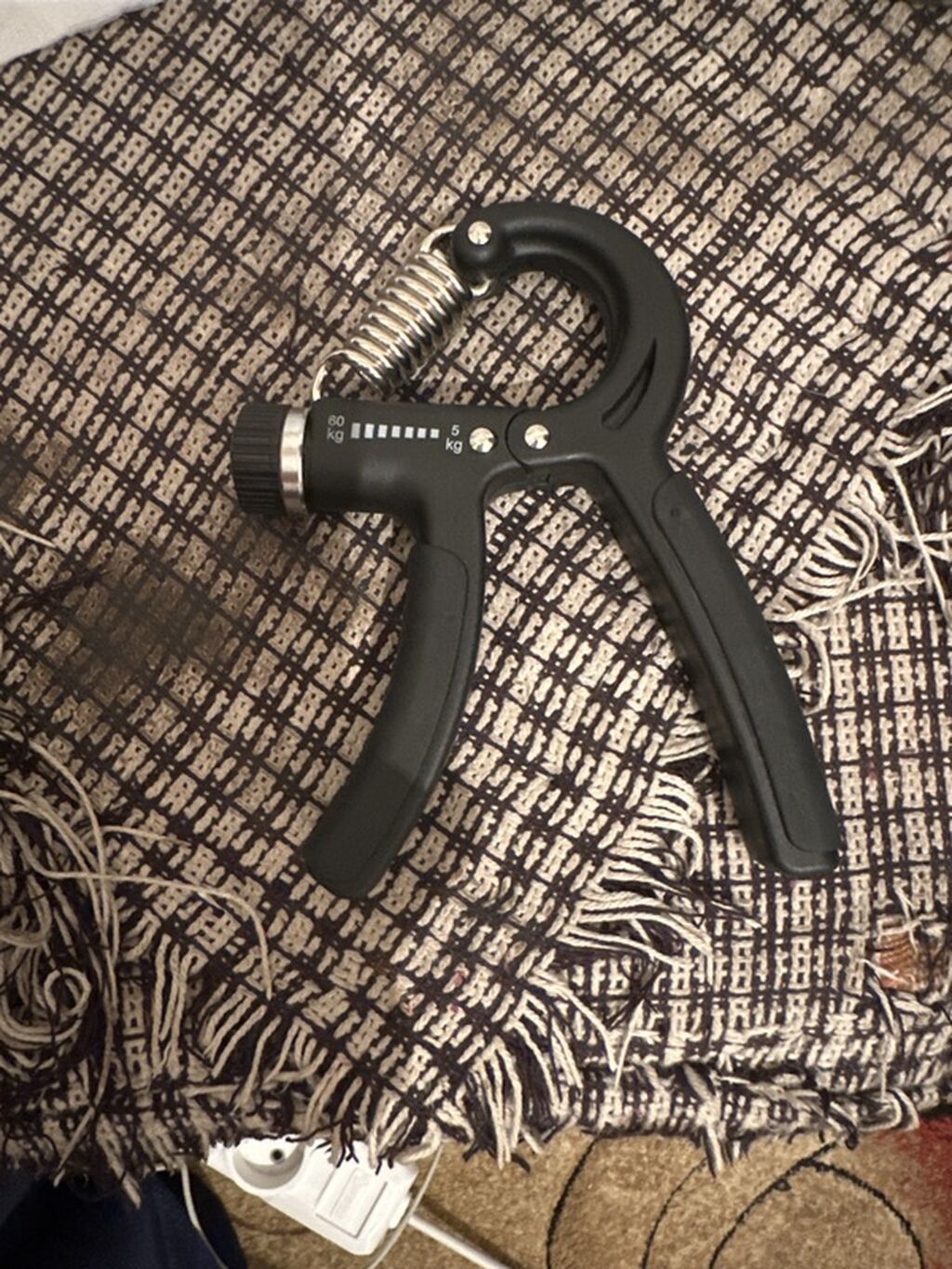 Tənzimlənən əl gücü trenajoru (hand gripper) - Güc diapazonu: 5 kq — Fitness və yoqa, Bakı (3)