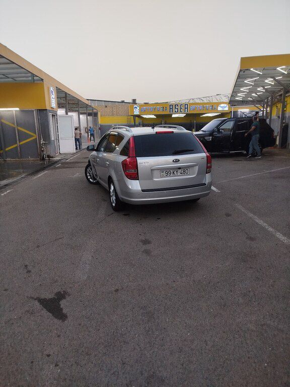 Kia Ceed SW, 1.6 L, 2009 il, 315 000 km 99-KY-480 — Avtomobillər, Gəncə (11)