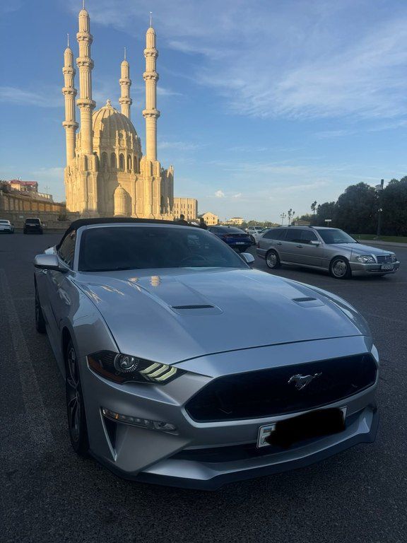 Ford Mustang, 2.3 L, 2019 il, 100 000 km — Avtomobillər, Bakı (2)