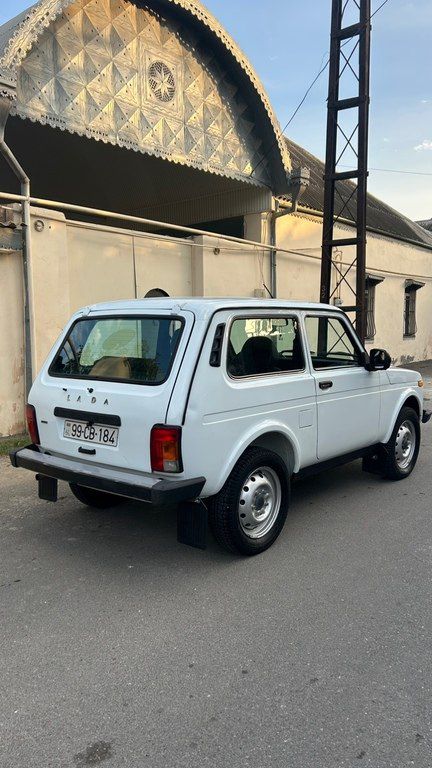 Lada (VAZ) Niva, 1.7 L, 2009 il, 215 000 km 99-CB-184 — Avtomobillər, Gəncə (4)