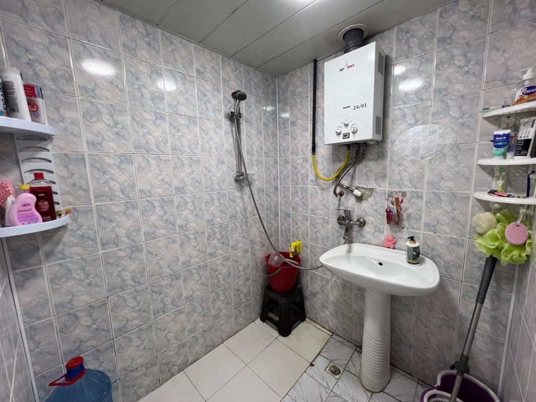 Satılır 2 otaqlı köhnə tikili 65 m² — Mənzil, Bakı (12)