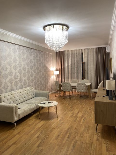 Satılır 2 otaqlı yeni tikili 100 m² — Bakı