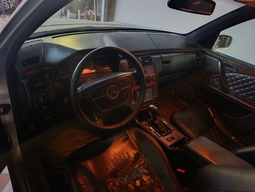 Mercedes E 240, 2.4 L, 1998 il, 300 000 km — Avtomobillər, Gəncə (5)