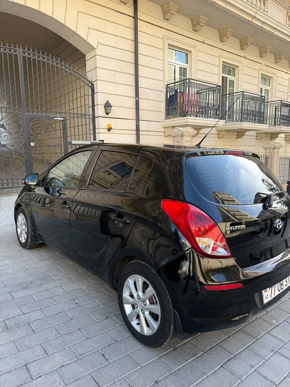 Hyundai i20, 1.4 L, 2012 il, 190 000 km 77-OB-318 — Avtomobillər, Bakı (11)