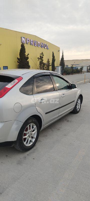 Ford Focus 1.6 L, 2007, 256 857 km — Avtomobillər, Abşeron (2)