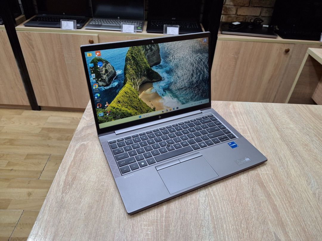 HP Zbook firefly 14 G8 i5 1135G7 16gb Ram 256GB — Noutbuklar, Bakı (3)