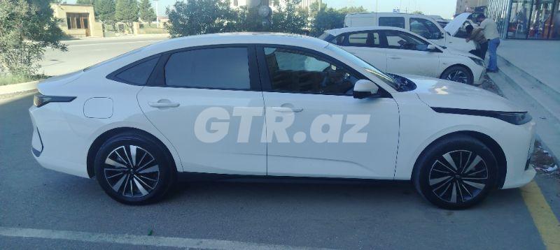 Changan Qiyuan A05 1.5 L, 2024, 30 000 km — Avtomobillər, Bakı (7)